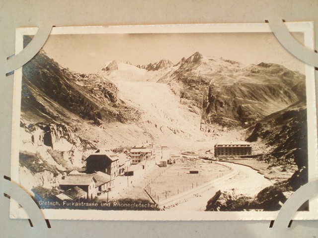 /Switzerland/CH_Place_1900-1949_Gletsch, Furkastrasse und Rhonegletscher.jpg